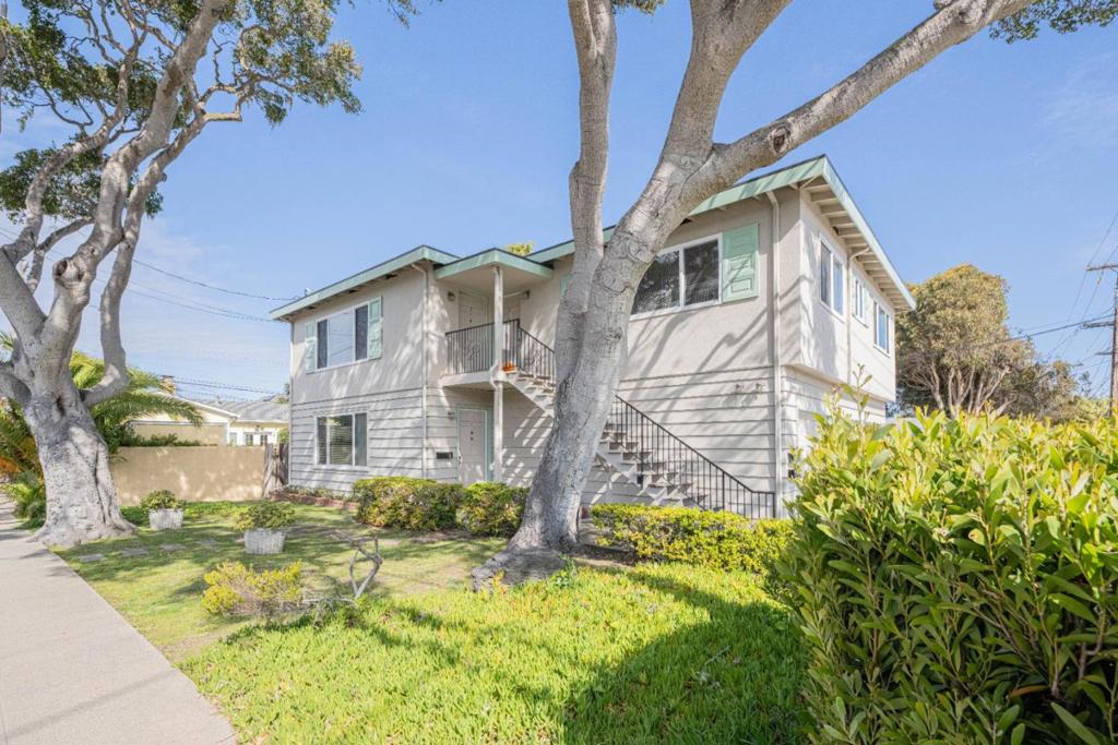 560 Junipero Avenue Property Photo
