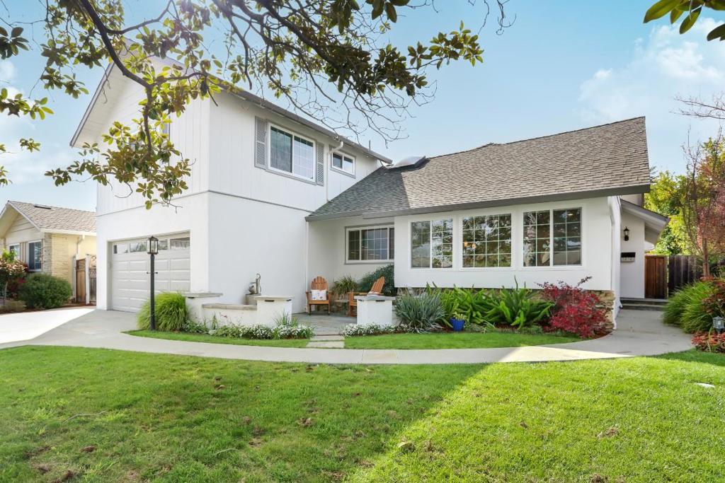 3272 Colgate Avenue Property Photo