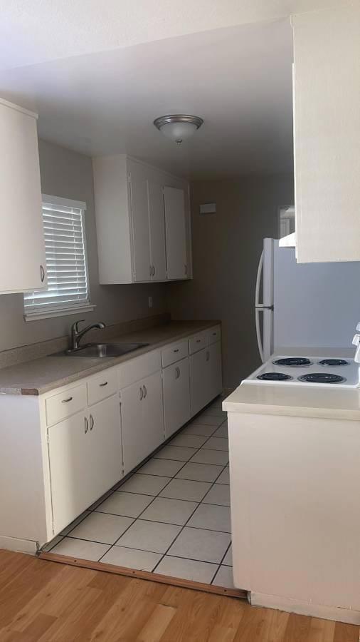 1500 S White Road Property Photo 14