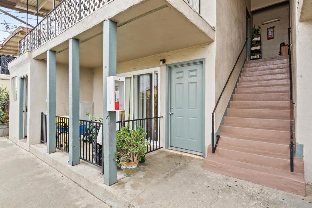 1799 Bradford Way Property Photo 2