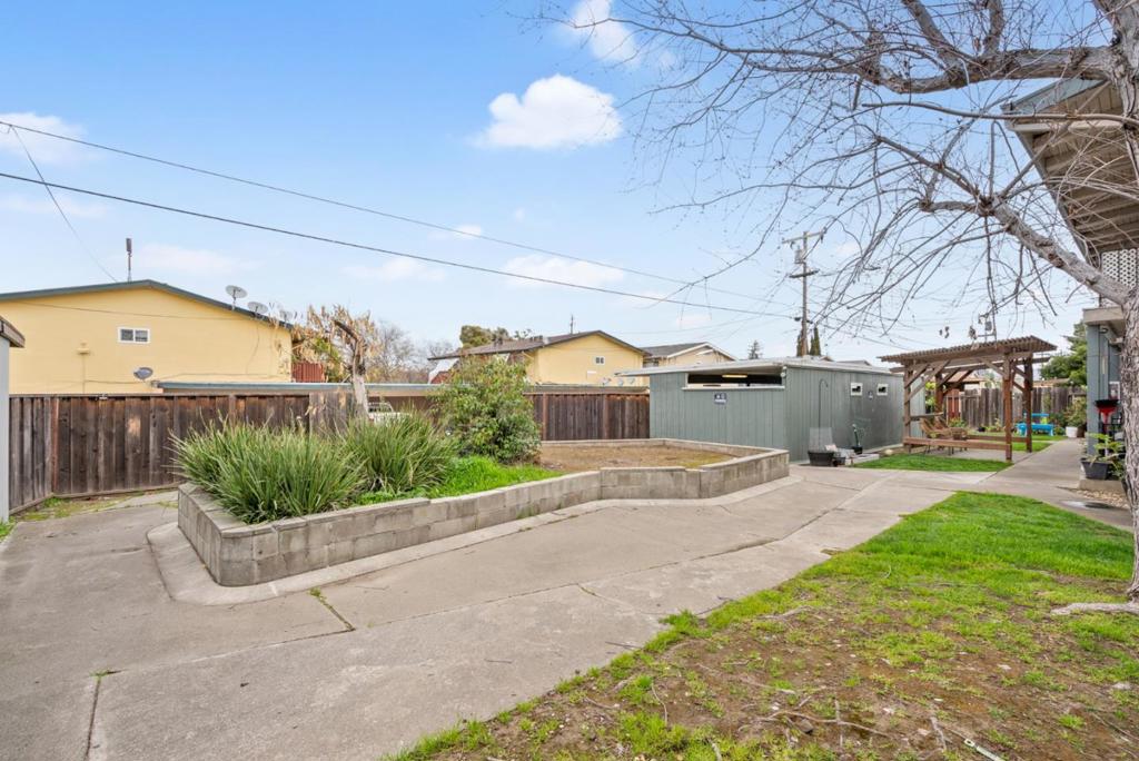 1799 Bradford Way Property Photo 11