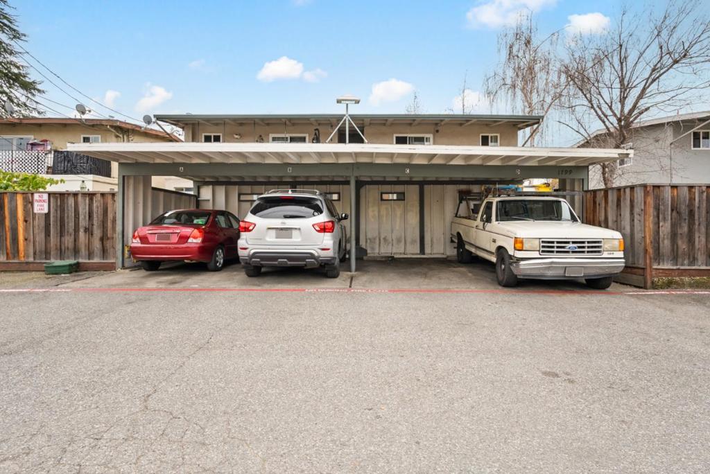 1799 Bradford Way Property Photo 16