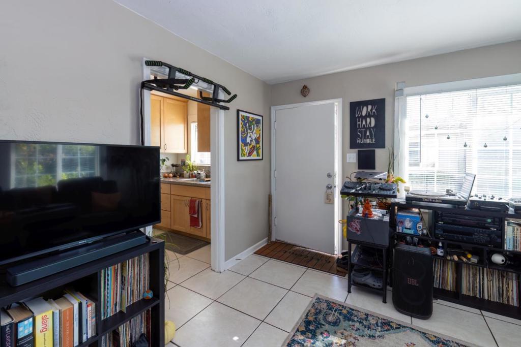 1621 Capitola Road Property Photo 12
