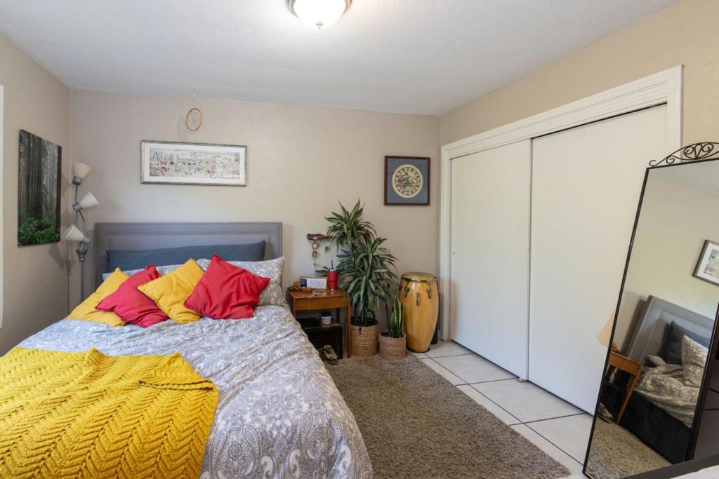 1621 Capitola Road Property Photo 13