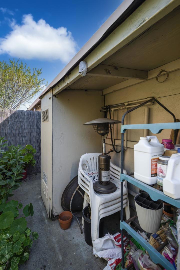 1621 Capitola Road Property Photo 16