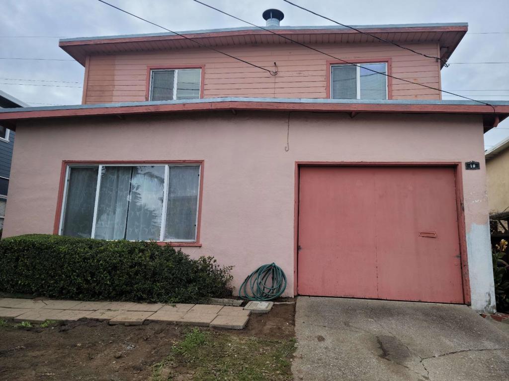 18 San Felipe Avenue Property Photo