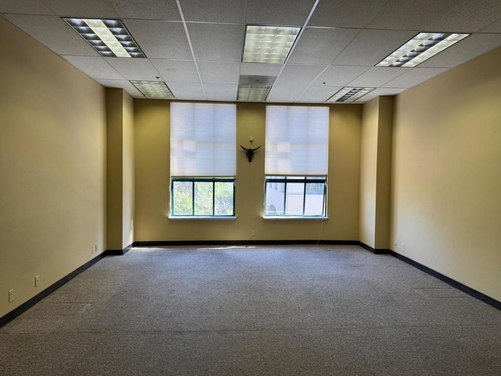 111 Cooper Street Property Photo 4