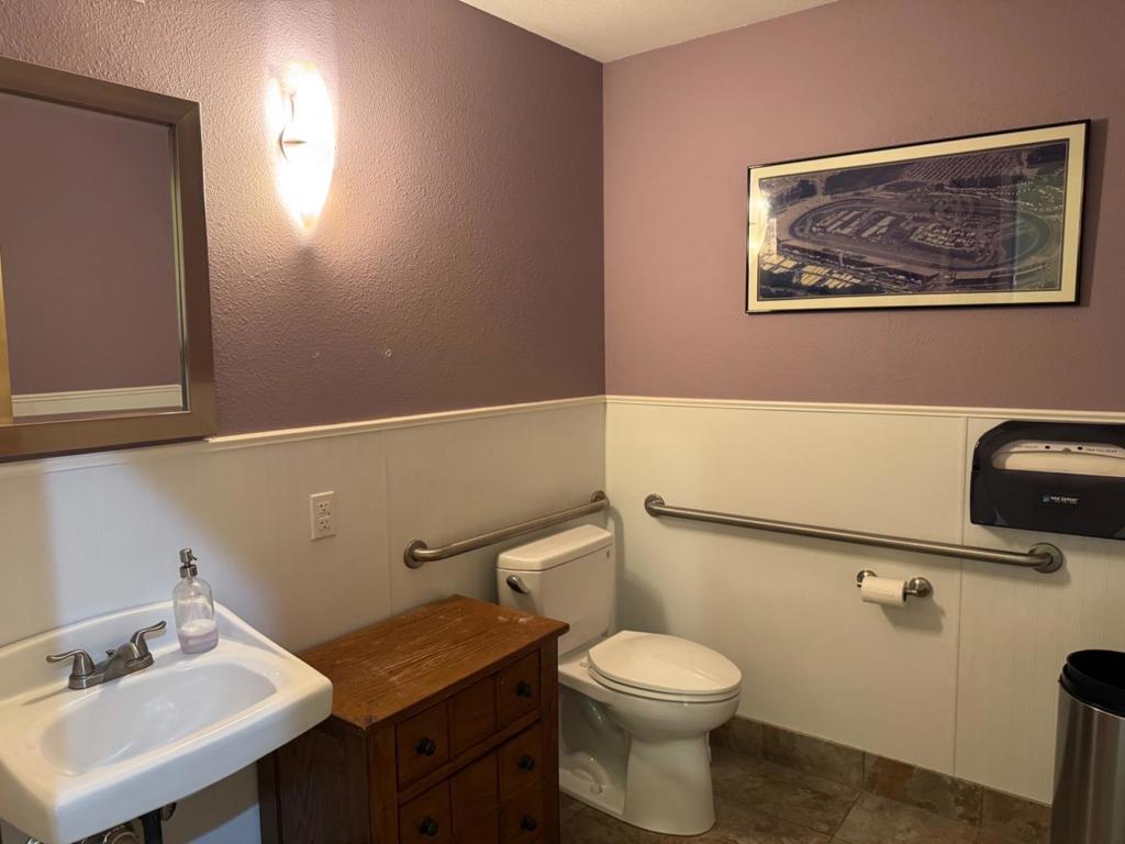 111 Cooper Street Property Photo 15