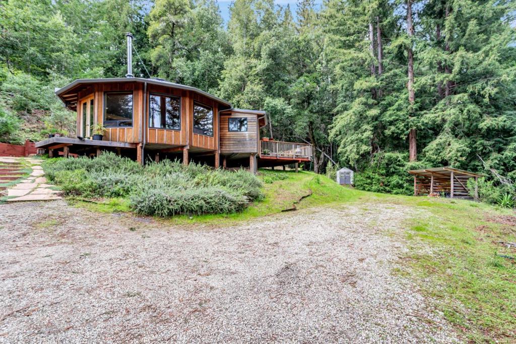 12845 Love Creek Road Property Photo 1