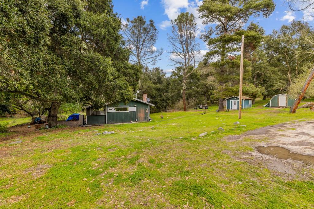 28750 Underwood Road Property Photo 9