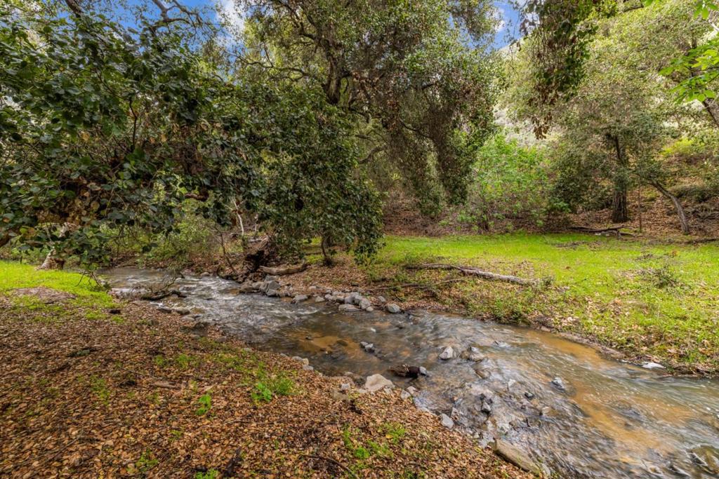 28750 Underwood Road Property Photo 16