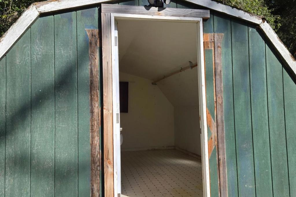 28750 Underwood Road Property Photo 70