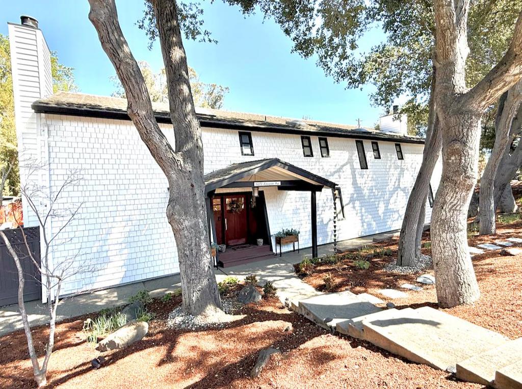 16373 Alexander Court Property Photo