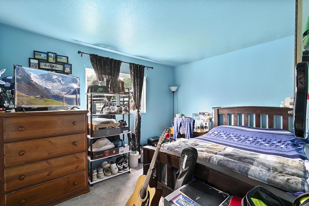 611 E 7th Street Property Photo 16