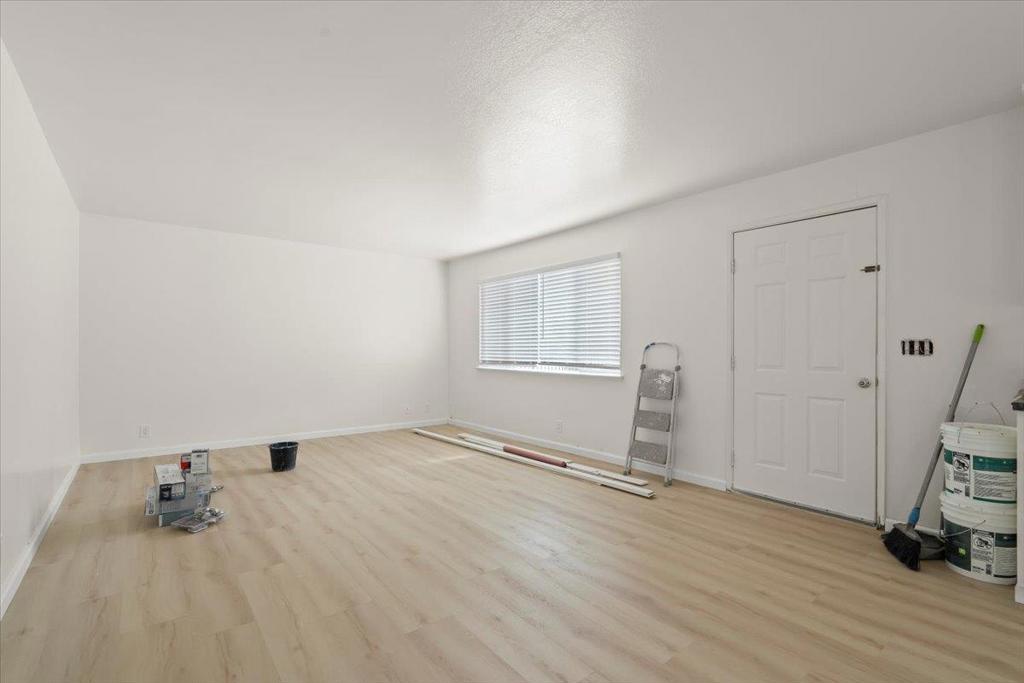 590 Stoney Court Property Photo 11