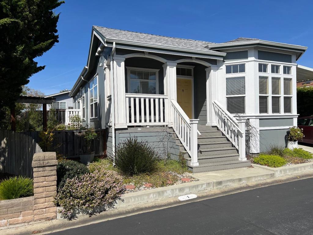 2435 Felt Street Property Photo
