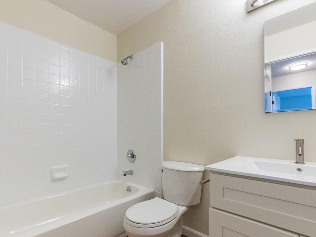 711 South Street Property Photo 20