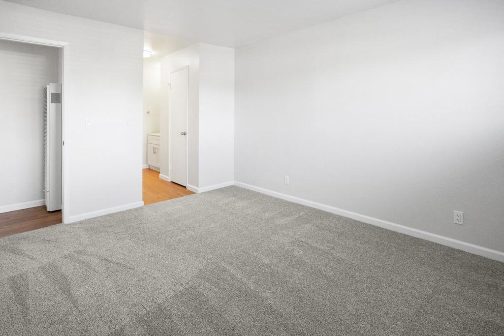 711 South Street Property Photo 27