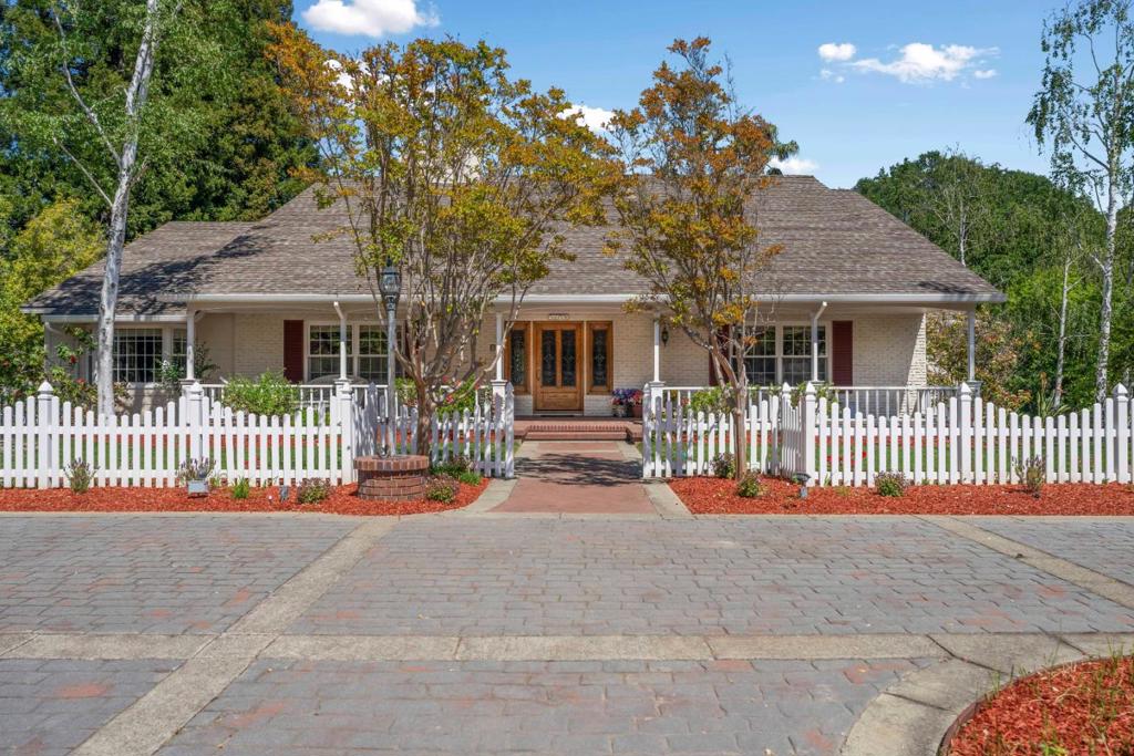 95030 Real Estate Listings Main Image