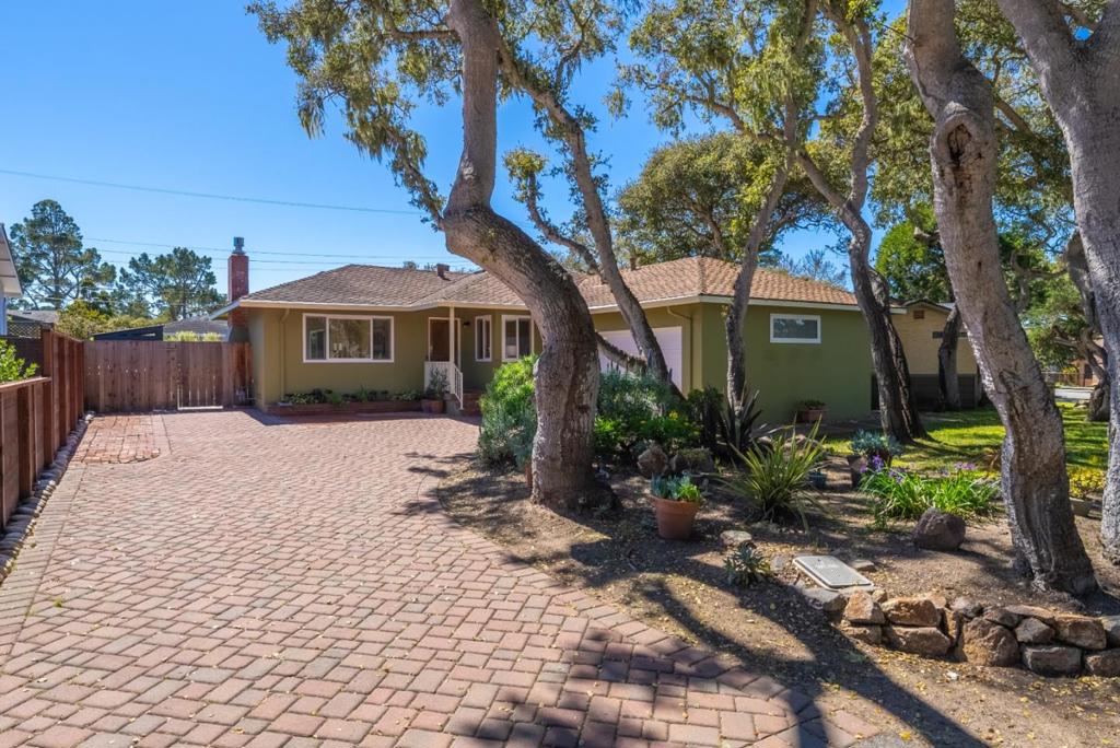 743 Marino Pines Road Property Photo