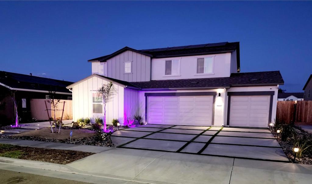 1764 Columbia Drive Property Photo