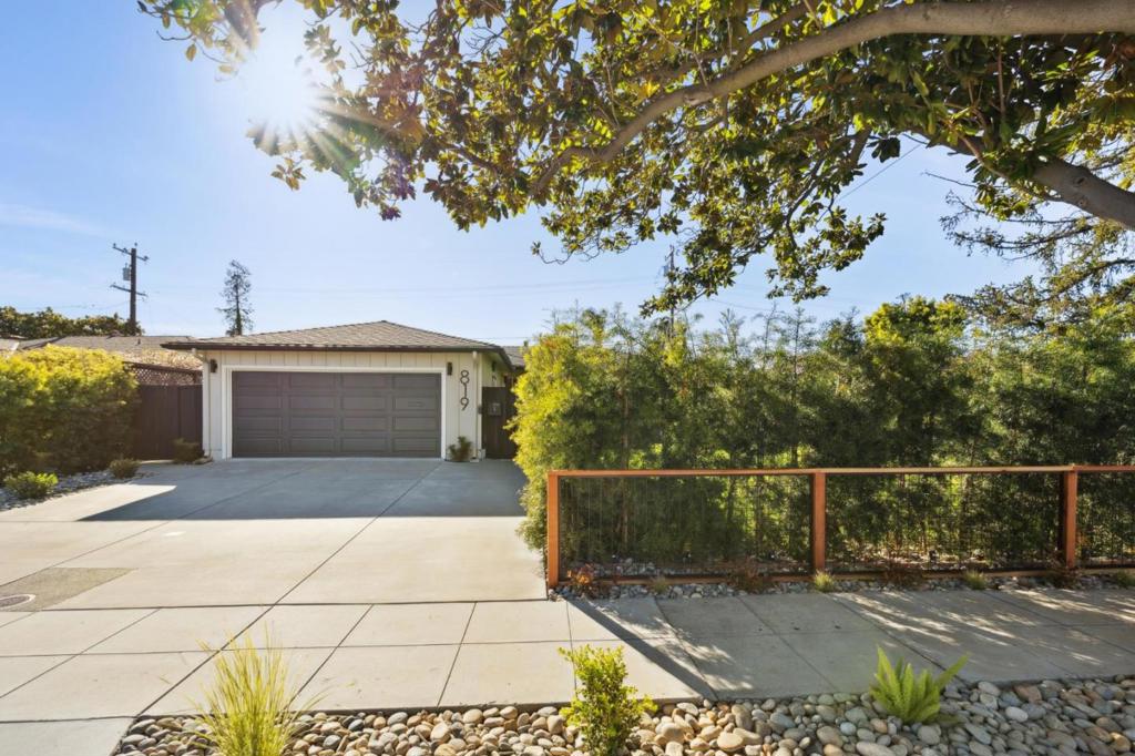 819 S Mary Avenue Property Photo