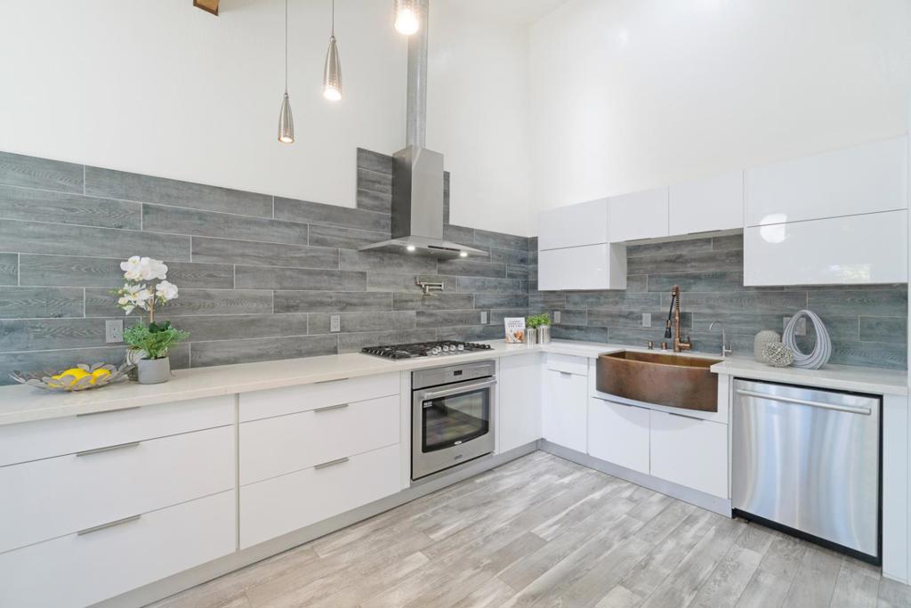 10843 Northoak Square Property Photo