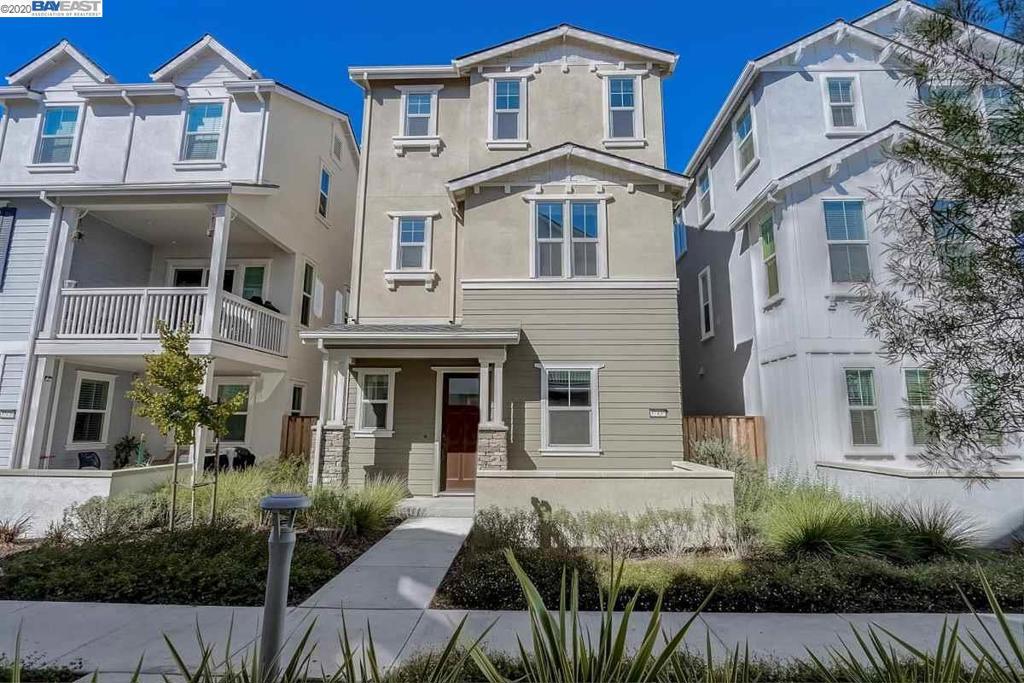 37437 Bay Crest Road Property Photo