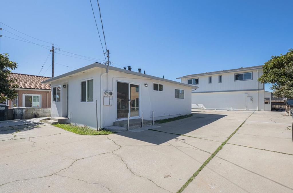 903 Rider Avenue