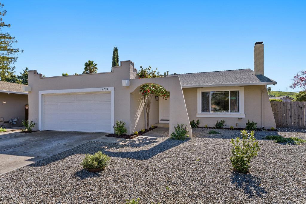6729 Altiplano Way Property Photo