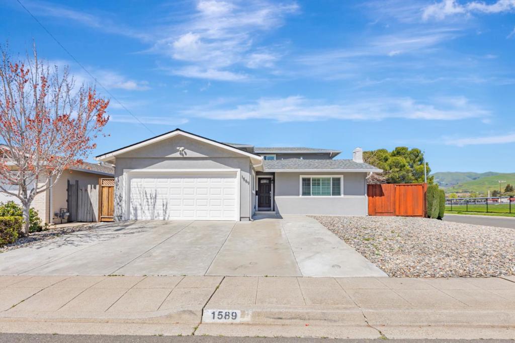 1589 Sonoma Drive Property Photo