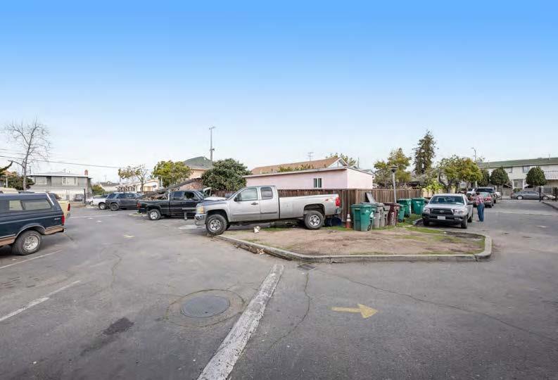 4527 Bancroft Avenue Property Photo 9
