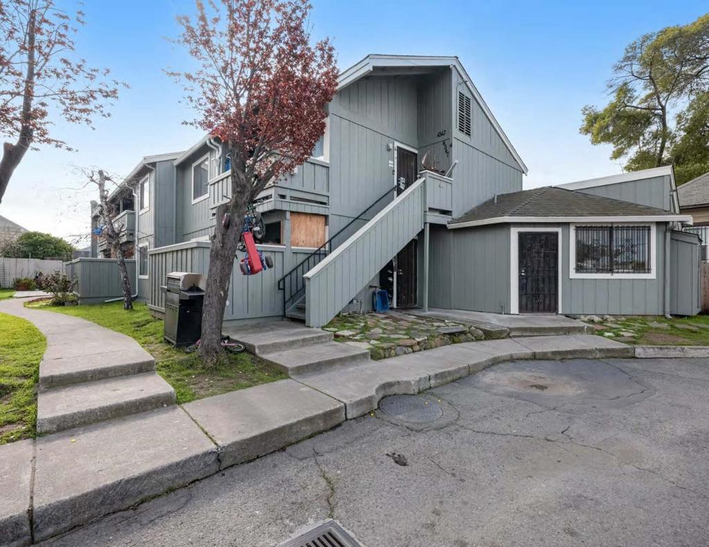 4527 Bancroft Avenue Property Photo 10