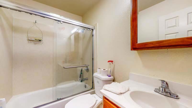 4527 Bancroft Avenue Property Photo 12