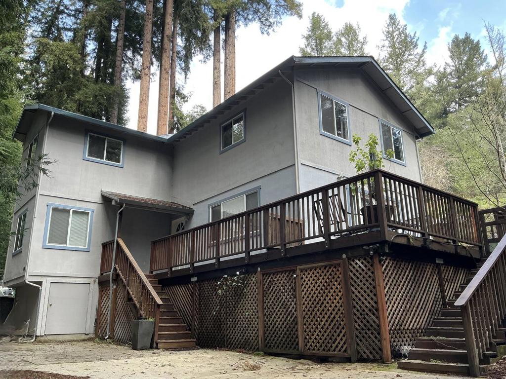 140 Buena Vista Avenue Property Photo