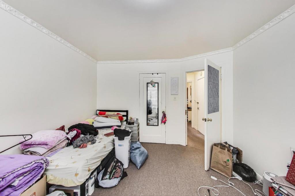 210 Willits Street Property Photo 30