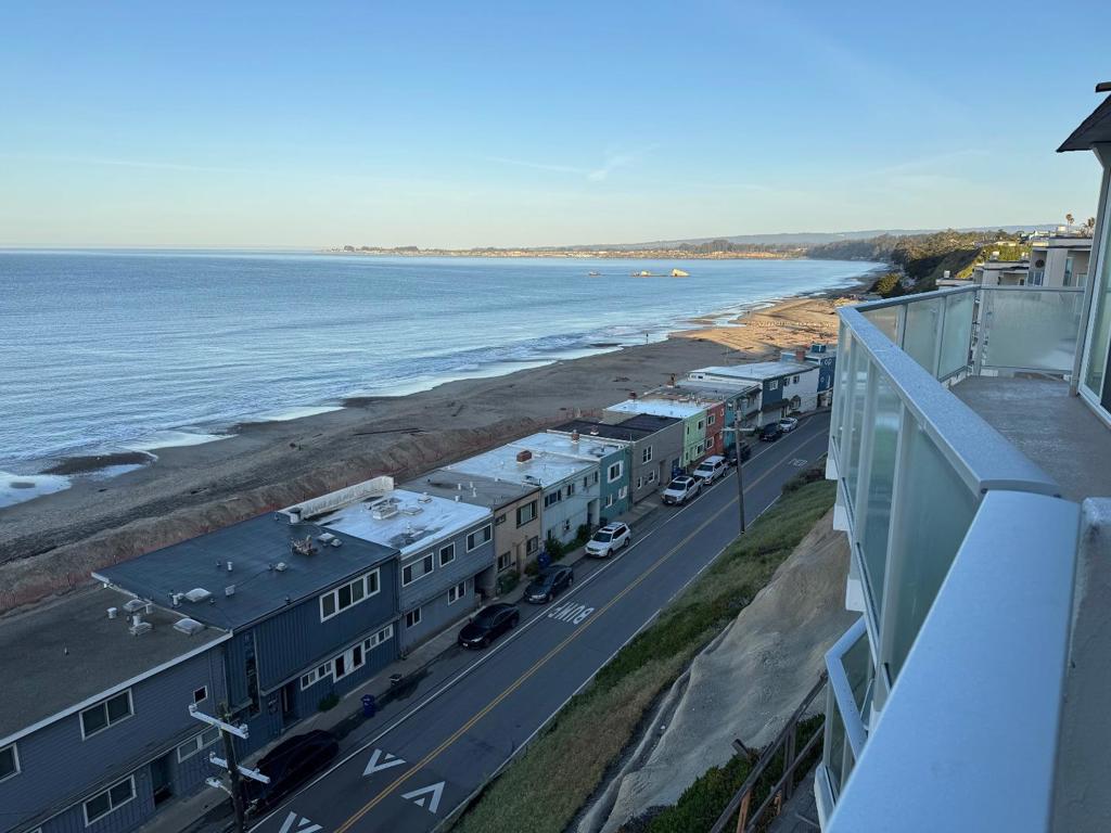 Santa Cruz County Real Estate Listings Main Image