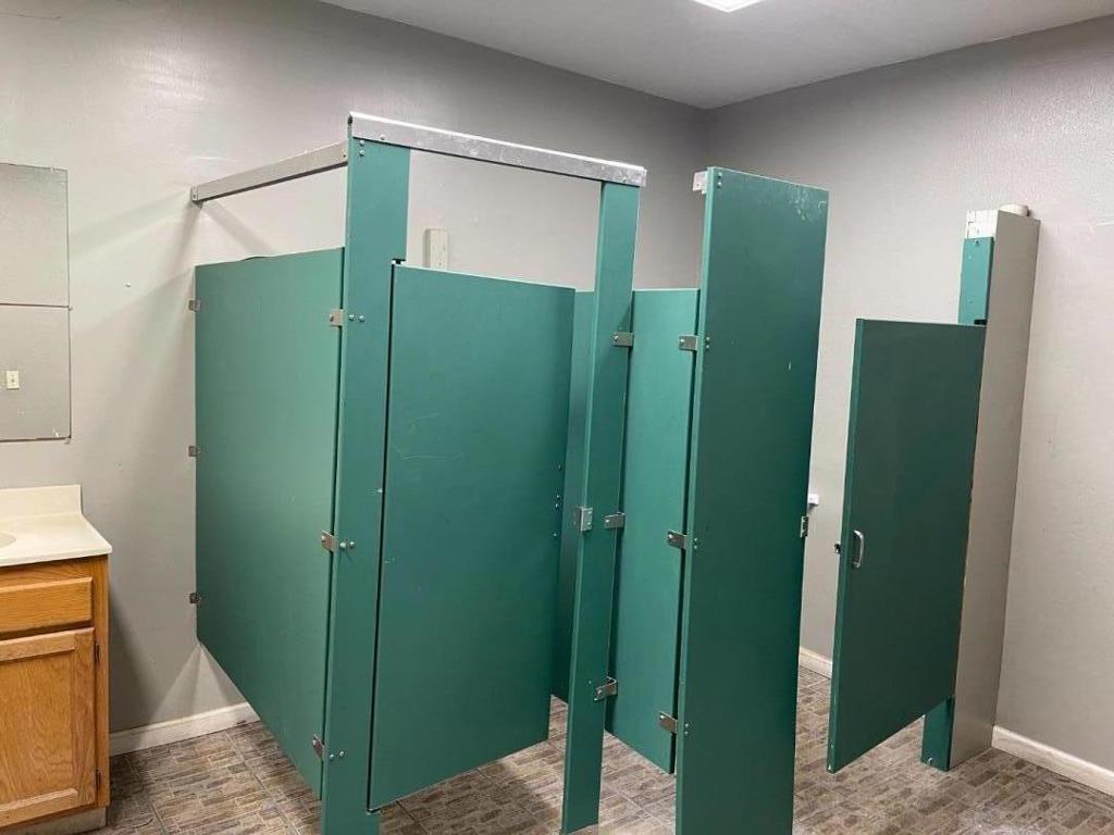 2439 Adeline Street Property Photo 12