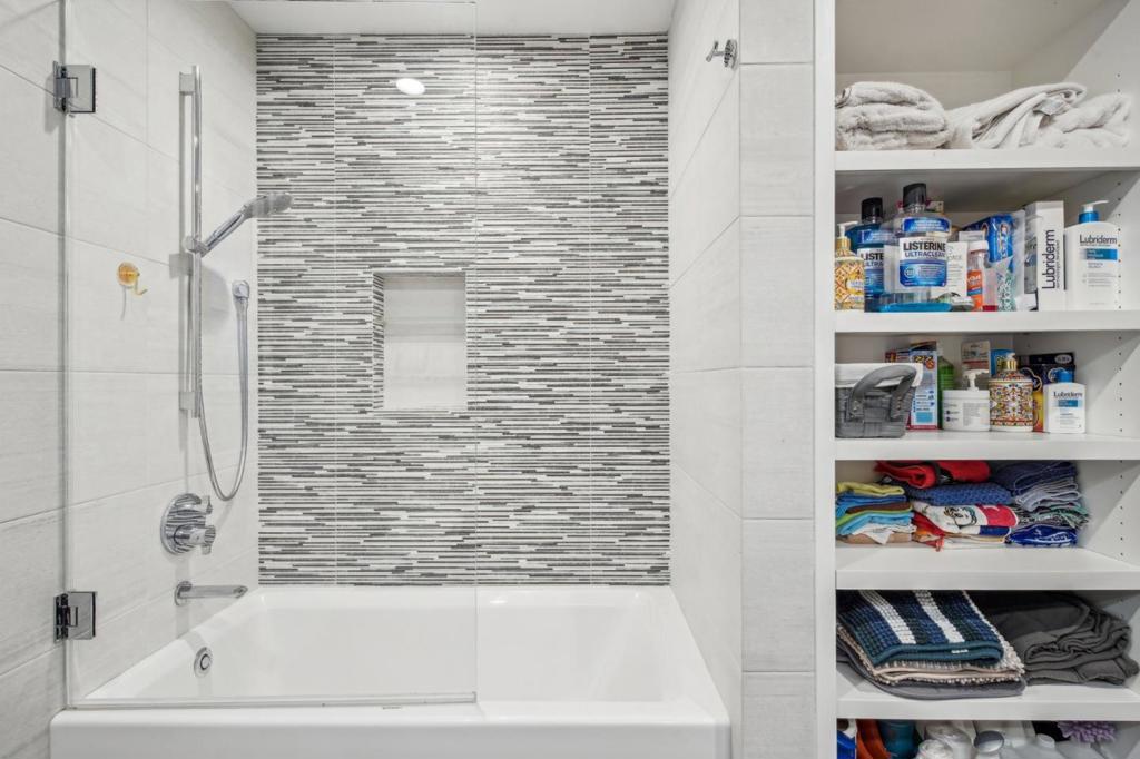 156 Springdale Way Property Photo 40