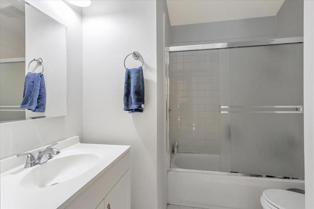 331 Poe Street Property Photo 8