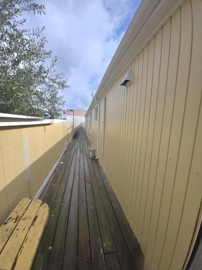 1232 Hillside Blvd Property Photo 6