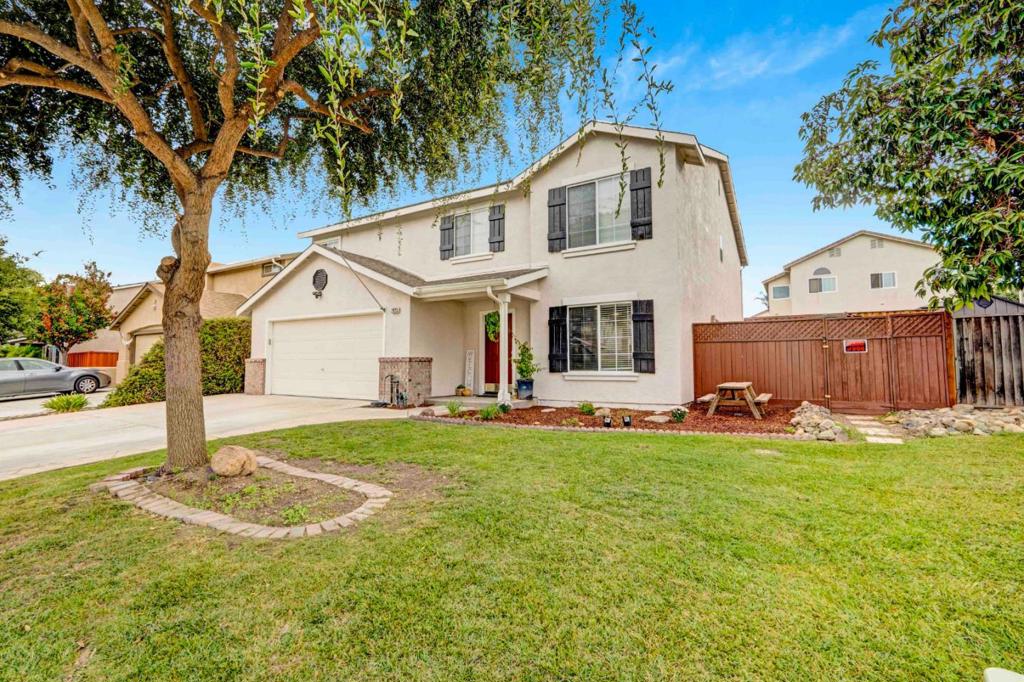 2425 Glenview Drive Property Photo 1