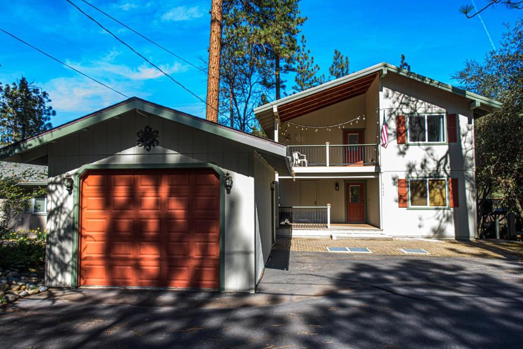 13069 Wells Fargo Drive Property Photo