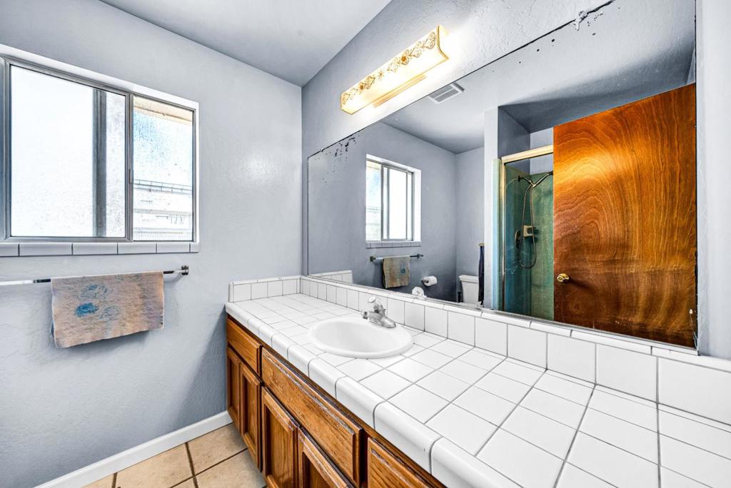 2 Lewis Road Property Photo 20
