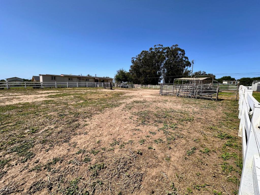15570 Del Monte Farms Road Property Photo 12