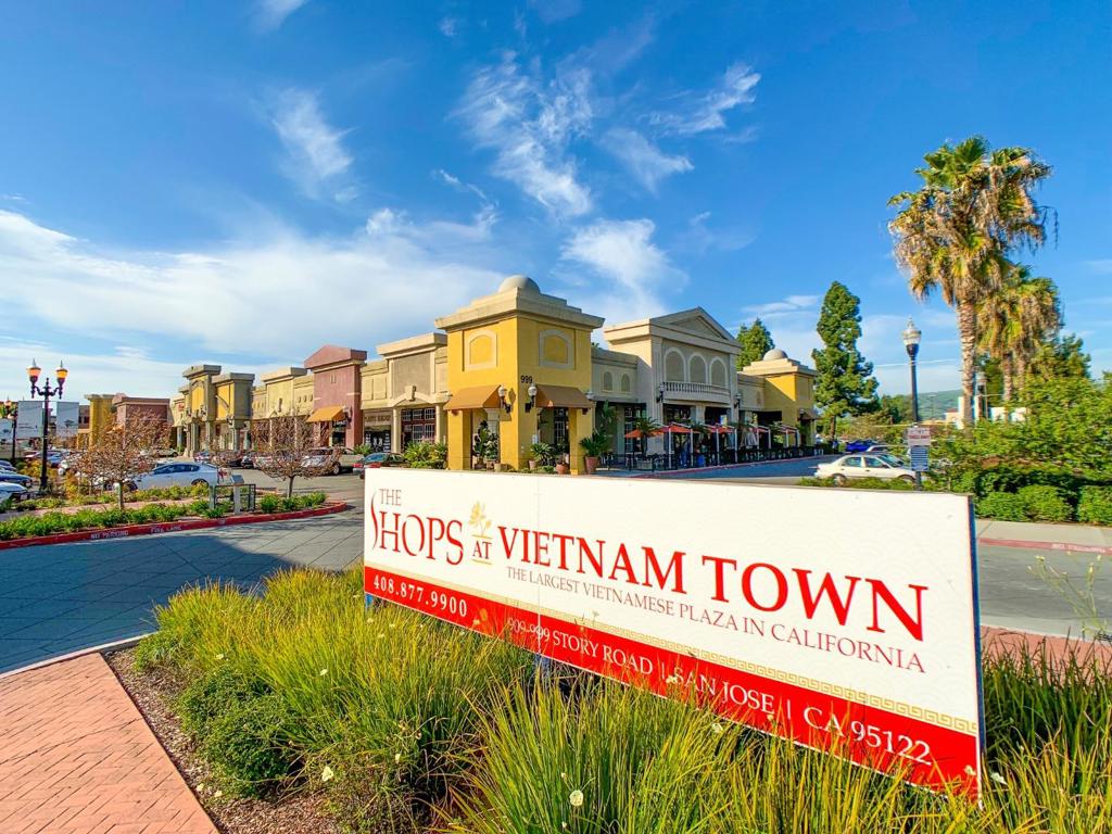 919 Story Road 1228 Property Photo 4