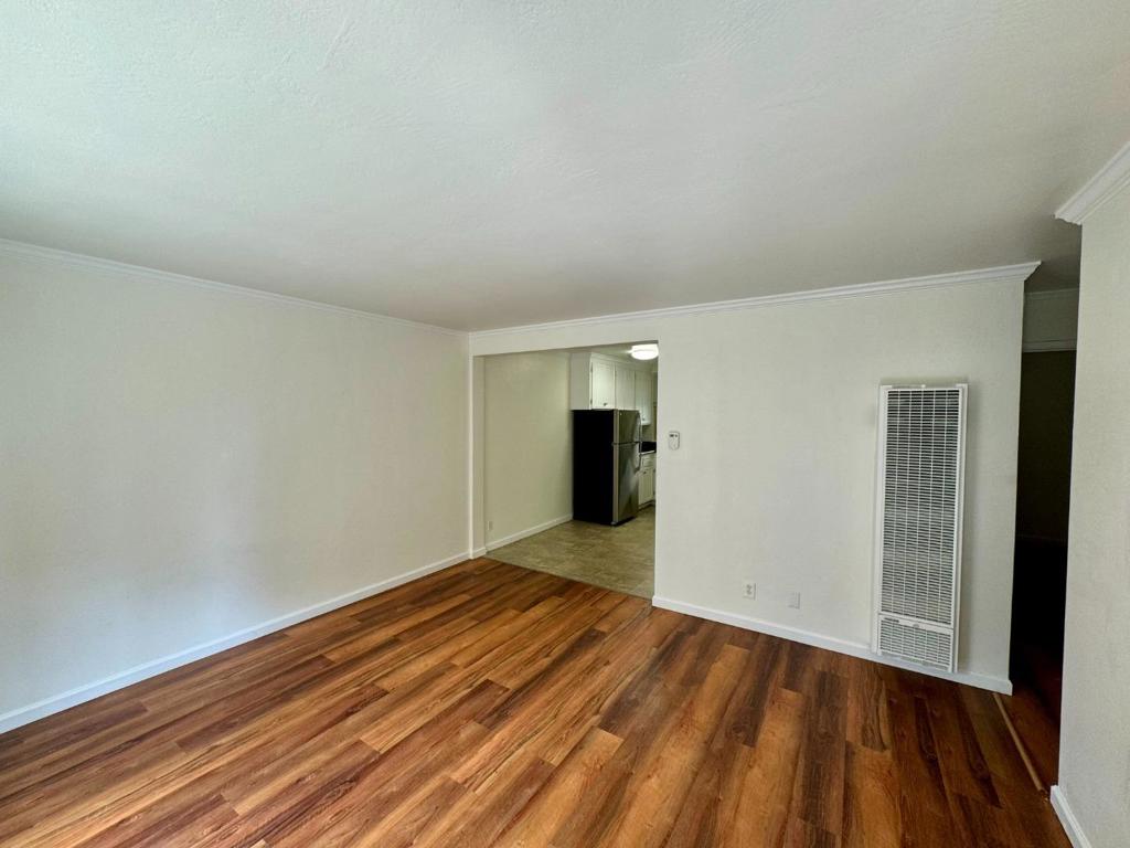 132 Southwood Property Photo 4