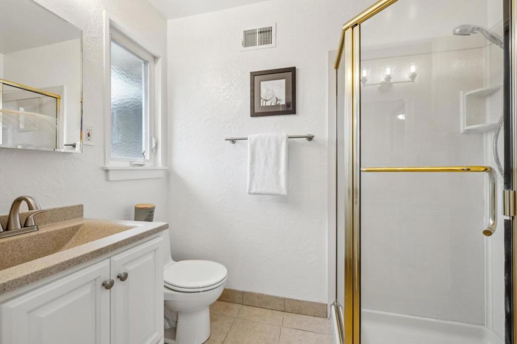 12 Washington Street Property Photo 27