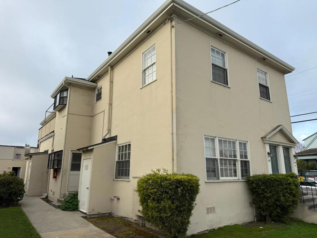 61 Capitol Street Property Photo 6