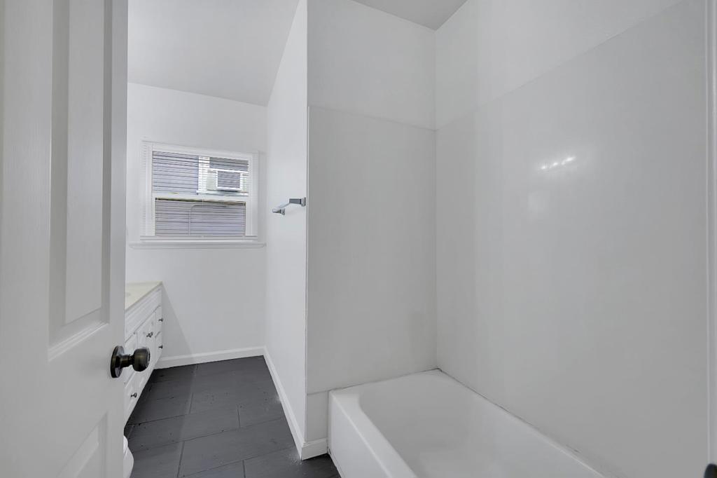 2611 Alhambra Blvd Property Photo 17